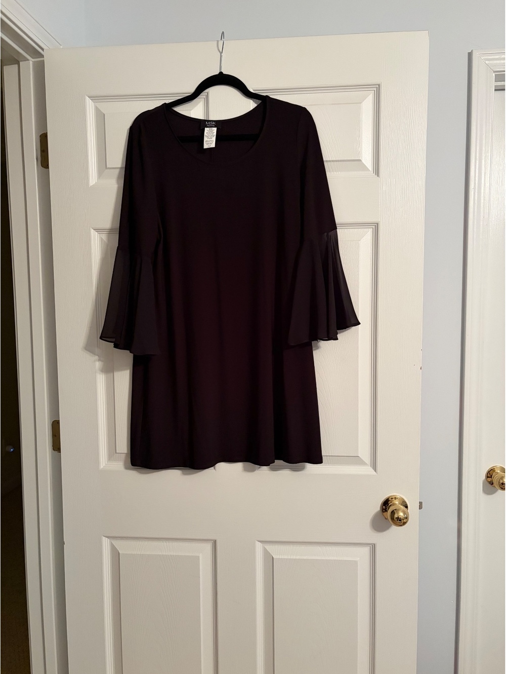 MSK Black bell sleeve dress -XLP
